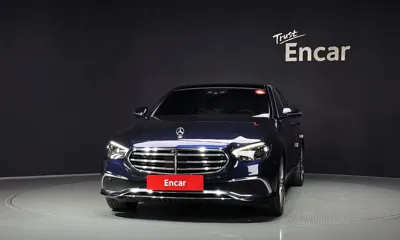 Mercedes-Benz E-Class 2023, 53408 км, за 35038.67 USD