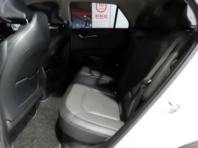 Kia Niro 2022, 44830 км, за 15071.4 USD - фото 7