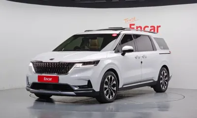 Kia Canival · 2021 год