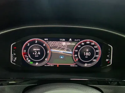 Volkswagen Arteon 2023, 100375 км, за 18314.3 USD - фото 7