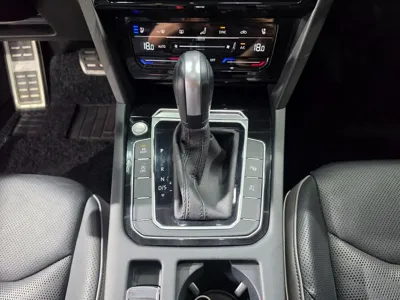 Volkswagen Arteon 2023, 100375 км, за 18314.3 USD - фото 15