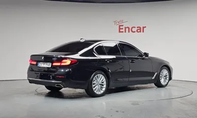 BMW 5-Series 2021, 48087 км, за 22134.12 USD