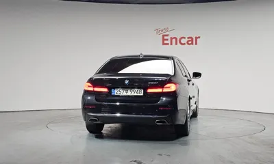BMW 5-Series 2021, 48087 км, за 22134.12 USD