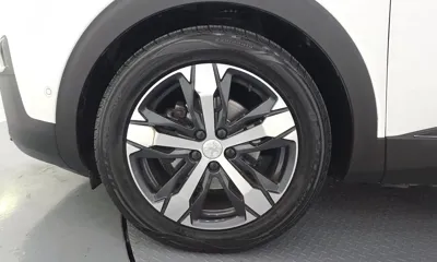 Peugeot 5008 2019, 36488 км, за 12360.15 USD