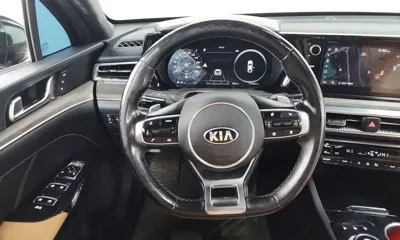 Kia K5 2020, 111217 км, за 9712.59 USD - фото 13