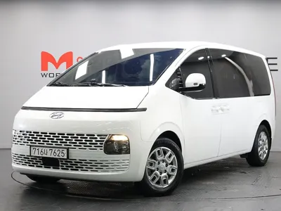 Hyundai Staria · 2024 год