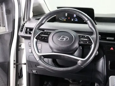 Hyundai Staria 2024, 79744 км, за 17120.58 USD - фото 16