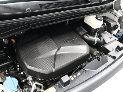 Hyundai Staria 2024, 79744 км, за 17120.58 USD - фото 19