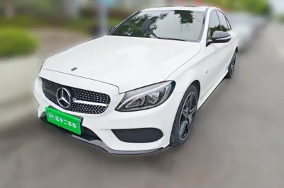 Mercedes-Benz C-Class · 2018 год