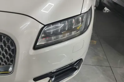 Lincoln Continental 2018, 109200 км, за 15529 USD - фото 8