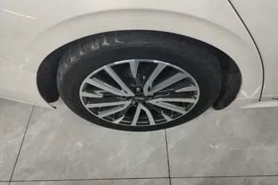 Lincoln Continental 2018, 109200 км, за 15529 USD - фото 11