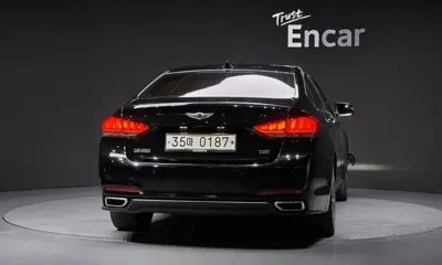 Hyundai Genesis 2016, 90217 км, за 8794.79 USD