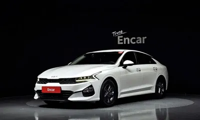 Kia K5 · 2023 год