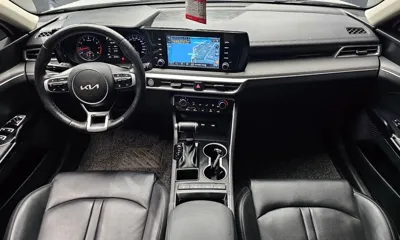 Kia K5 2023, 62930 км, за 10488.6 USD - фото 7