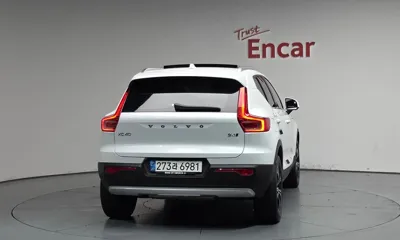 Volvo XC40 2021, 106933 км, за 17220.3 USD
