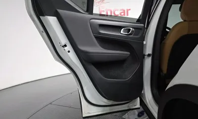 Volvo XC40 2021, 106933 км, за 17220.3 USD - фото 25