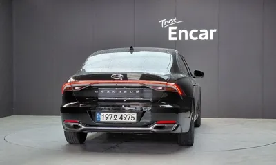 Hyundai Grandeur 2022, 49049 км, за 18540.22 USD