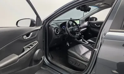 Hyundai Kona 2022, 138765 км, за 10708.63 USD - фото 10