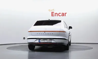 Hyundai Grandeur 2023, 79866 км, за 23387.63 USD