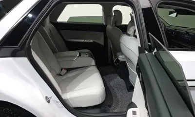 Hyundai Grandeur 2023, 79866 км, за 23387.63 USD - фото 12