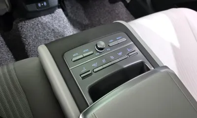 Hyundai Grandeur 2023, 79866 км, за 23387.63 USD - фото 36