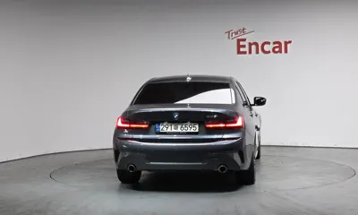 BMW 3-Series 2021, 32697 км, за 22012.18 USD