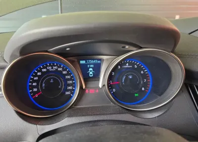 Hyundai Genesis 2014, 176000 км, за 8533.54 USD - фото 8