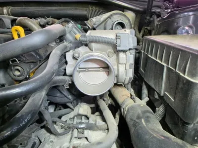 Hyundai Genesis 2014, 176000 км, за 8533.54 USD - фото 12