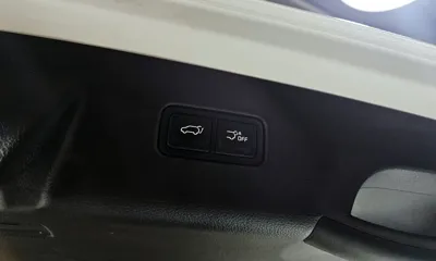 Kia Canival 2023, 47866 км, за 20986.74 USD - фото 20