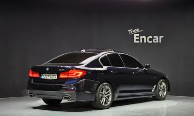 BMW 5-Series 2020, 86584 км, за 18970.72 USD