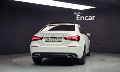 Mercedes-Benz A-Class 2020, 62400 км, за 13283.84 USD