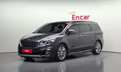 Kia Canival · 2017 год