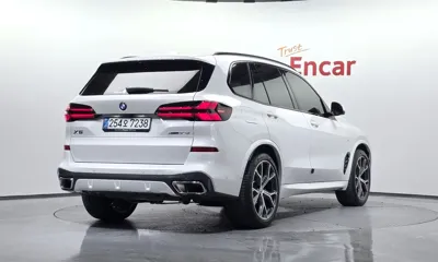 BMW X5 2025, 5003 км, за 85204.15 USD