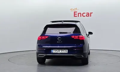 Volkswagen Golf 2022, 80694 км, за 16458.51 USD