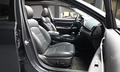 Hyundai Grandeur 2018, 88850 км, за 8403.91 USD - фото 11