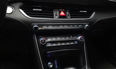 Hyundai Grandeur 2018, 88850 км, за 8403.91 USD - фото 16