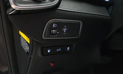 Hyundai Grandeur 2018, 88850 км, за 8403.91 USD - фото 30