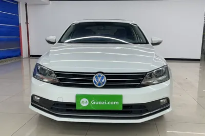 Volkswagen Sagitar 2017, 116600 км, за 7499 USD