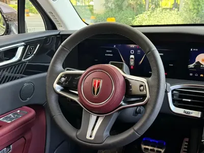 Hongqi Hongqi E-HS9 2023, 10000 км, за 34920.91 USD