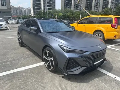 Changan UNI-V 2024, 20000 км, за 11151.22 USD