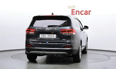 Kia Sorento 2016, 138136 км, за 9035.95 USD