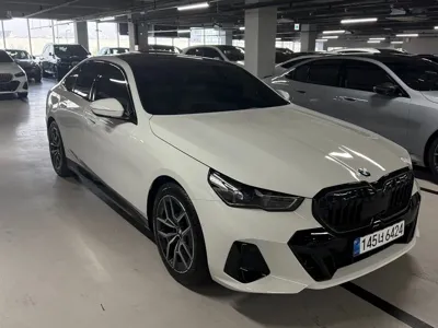 BMW 5-Series · 2026 год