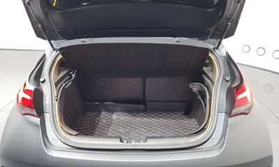Hyundai Veloster 2022, 72477 км, за 12164.99 USD - фото 20