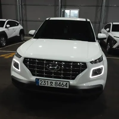 Hyundai Venue 2026, 3 км, за 2003.64 USD