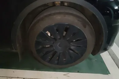 Tesla Model Y 2023, 43900 км, за 30328 USD - фото 8