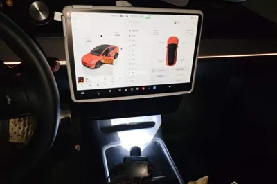 Tesla Model Y 2023, 43900 км, за 30328 USD - фото 13
