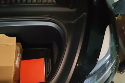 Tesla Model Y 2023, 43900 км, за 30328 USD - фото 22