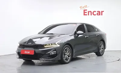 Kia K5 · 2021 год
