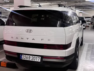 Hyundai Santafe 2025, 2842 км, за 12498.36 USD