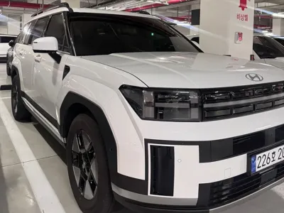 Hyundai Santafe 2025, 2842 км, за 12498.36 USD